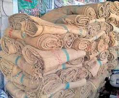 रायगढ़ में पीडीएस बारदानों में बड़ी गड़बड़ी,जांच करने पहुंची टीम