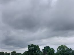 रायपुर समेत प्रदेशभर के मौसम ने ली करवट,कई जिलों में बारिश के आसार 