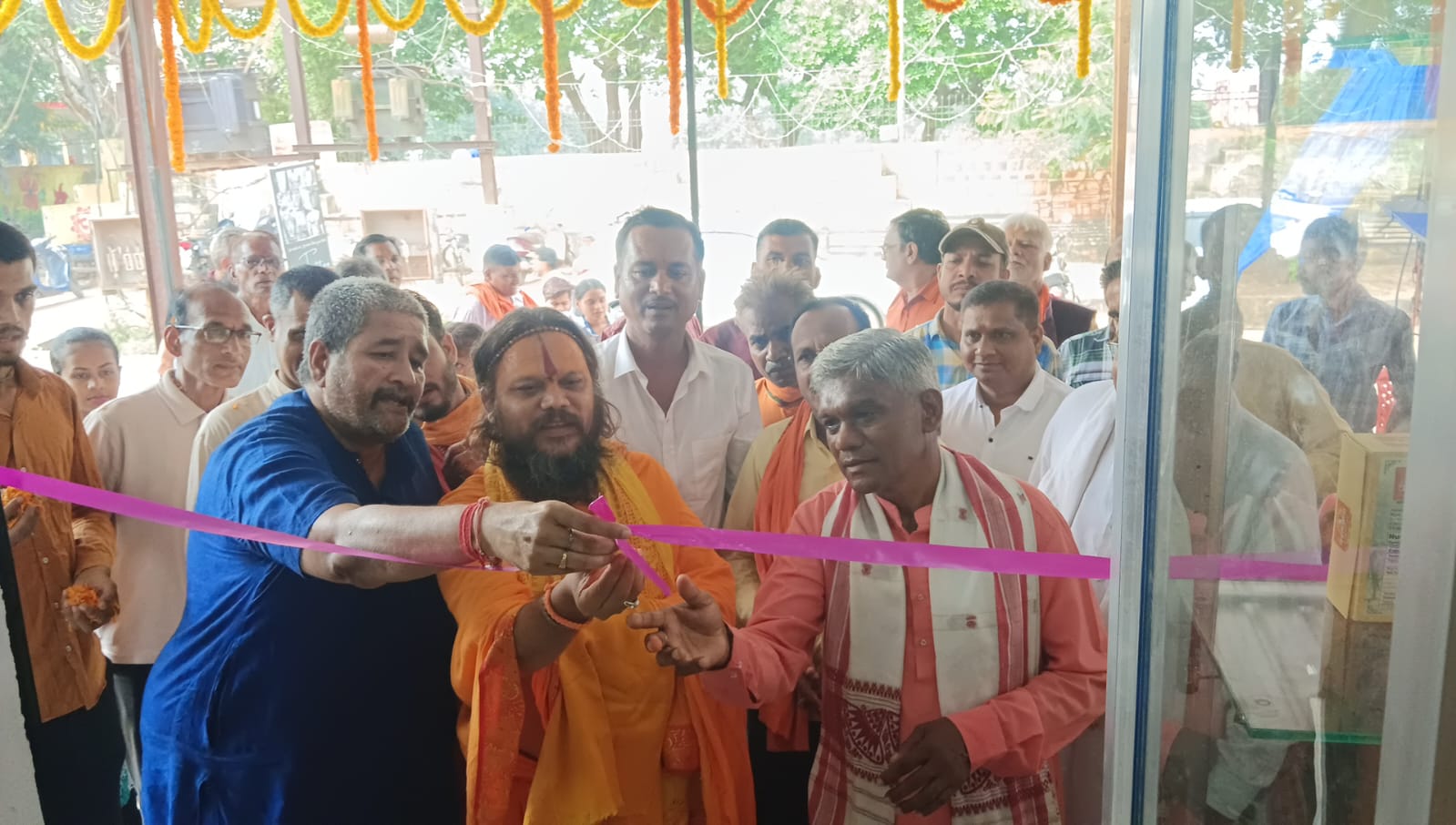  पंचगव्य मार्ट महादेव तालाब के सामने चंगोराभाठा में शुभारंभ 