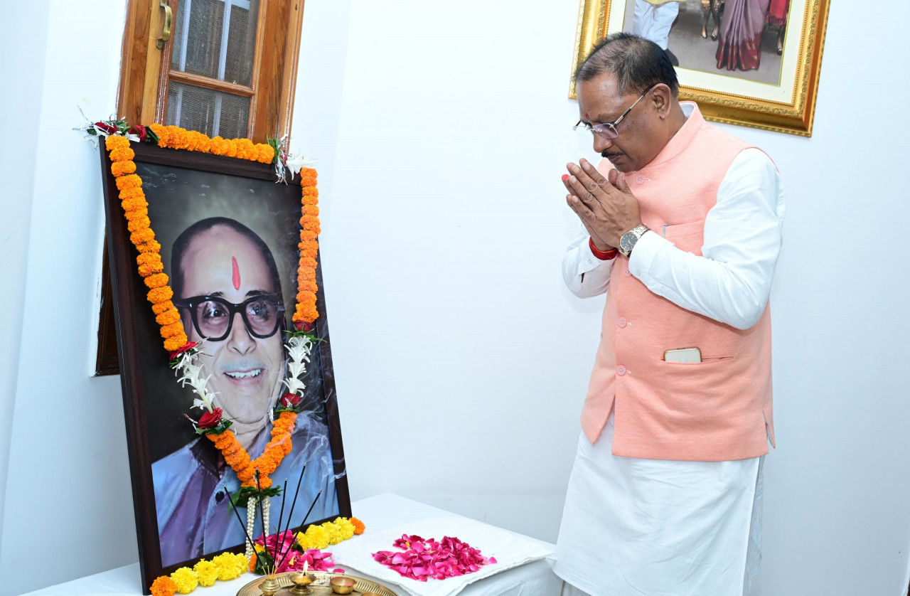 मुख्यमंत्री साय ने श्रद्धेय स्वर्गीय कुशाभाऊ ठाकरे की जयंती के अवसर पर उन्हें नमन किया