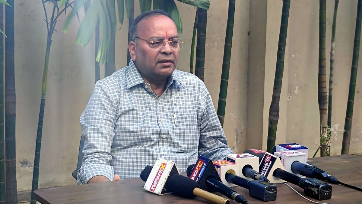 राधिका खेड़ा के मामले में कांग्रेस की जांच को लेकर भाजपा विधायक अजय चंद्राकर ने  कसा तंज 