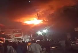 राजधानी रायपुर के पंडरी कपड़ा मार्केट में लगी आग,मची अफरा-तफरी 