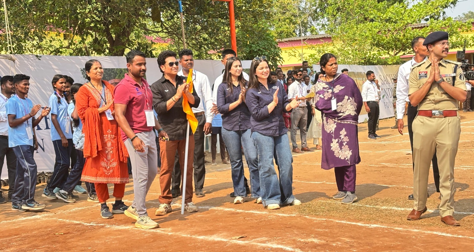 दंतेवाड़ा के ग्राम छिंदनार में सचिन तेंदुलकर ने रखी खेल क्रांति की नींव
