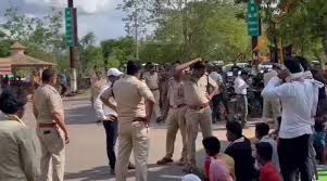 लोहंडीगुड़ा एसडीएम ने नाका किया सील,चित्रकोट जलप्रपात पर्यटन केंद्र में बवाल