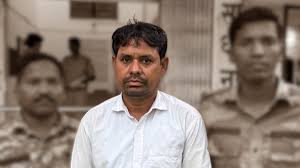  पत्रकारिता की आड़ में डरा-धमका कर आदिवासी महिला का लगातार यौन शोषण और प्रताड़ित करने वाला आरोपी गिरफ्तार