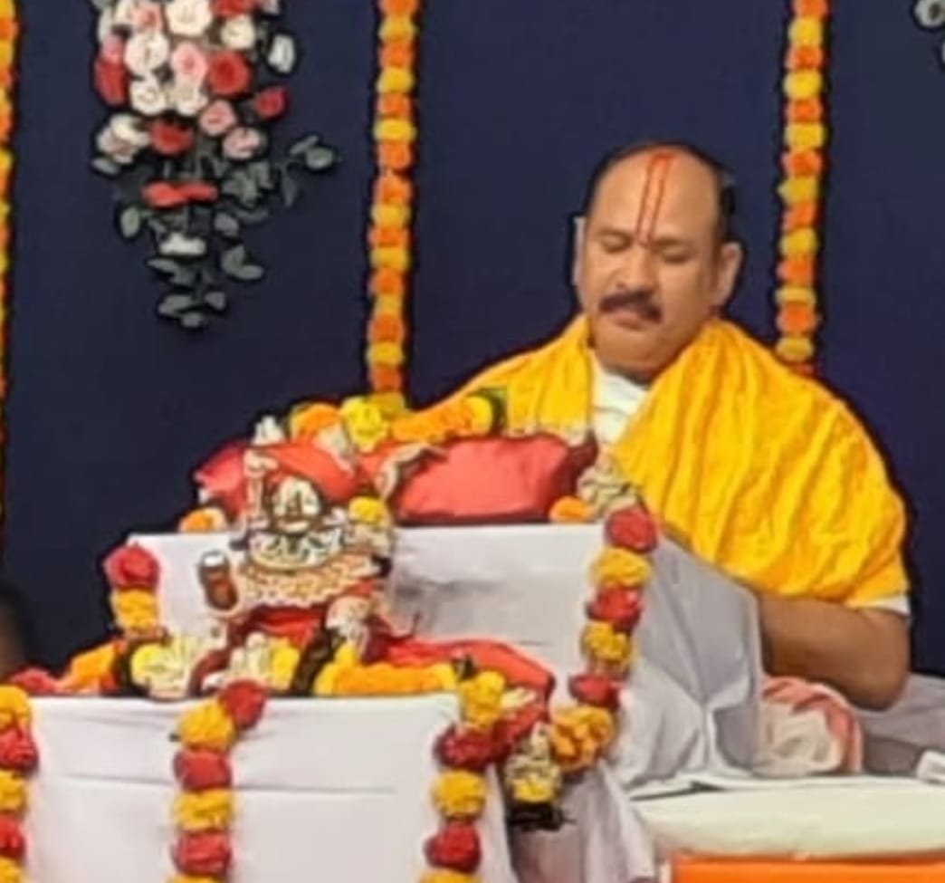 कन्यादान से बड़ा कोई दान नहीं होता  : कथावाचक पं. प्रदीप मिश्रा 