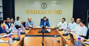  समय सीमा बैठक में कलेक्टर ने दिए महत्वपूर्ण निर्देश, विकास कार्यों में गति लाने पर जोर