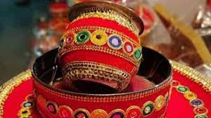 करवा चौथ व्रत में क्यों जरूरी होता है मिट्टी का करवा? जानें इसका खास महत्व