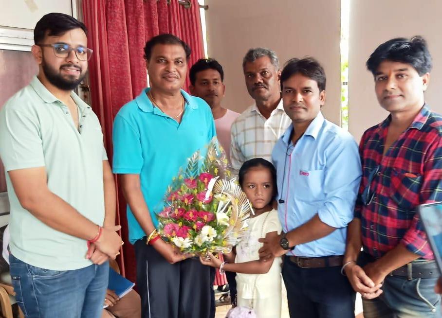 शहर की 06 वर्षीय सिमरन को बोनमैरो ट्रांसप्लांट के लिये सीएम ने स्वीकृत किये 18 लाख रूपये