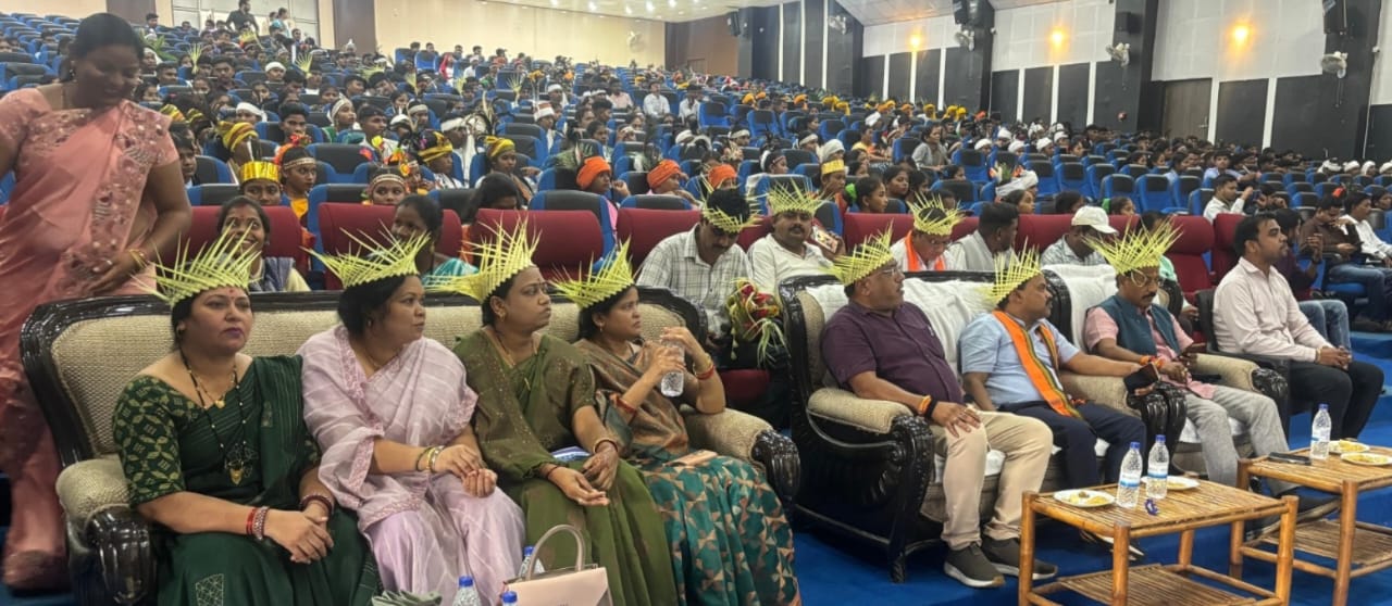 छत्तीसगढ़ रजत महोत्सव के तहत जावंगा ऑडिटोरियम में हुआ जिला स्तरीय कार्यक्रम