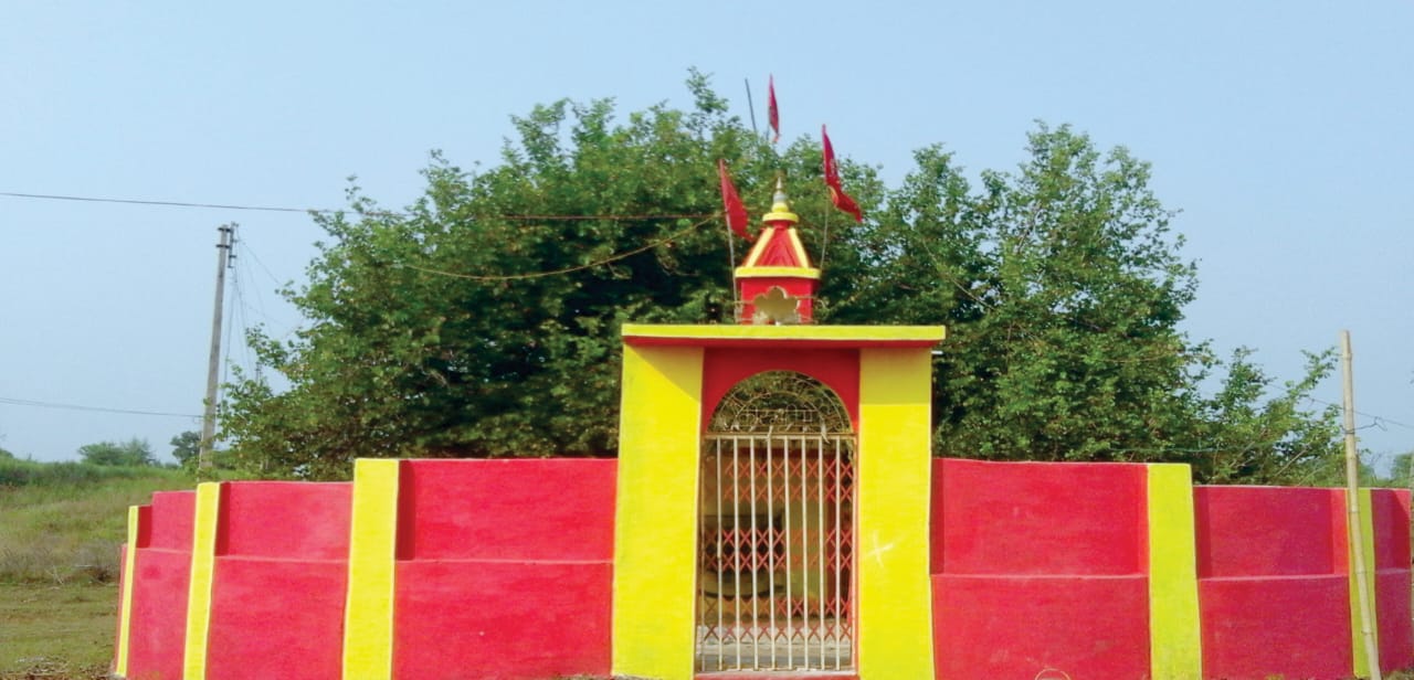 तीन साल बाद भी अधूरा सांस्कृतिक मंच, ग्रामीणों ने पूर्व सरपंच पर की कार्रवाई की मांग