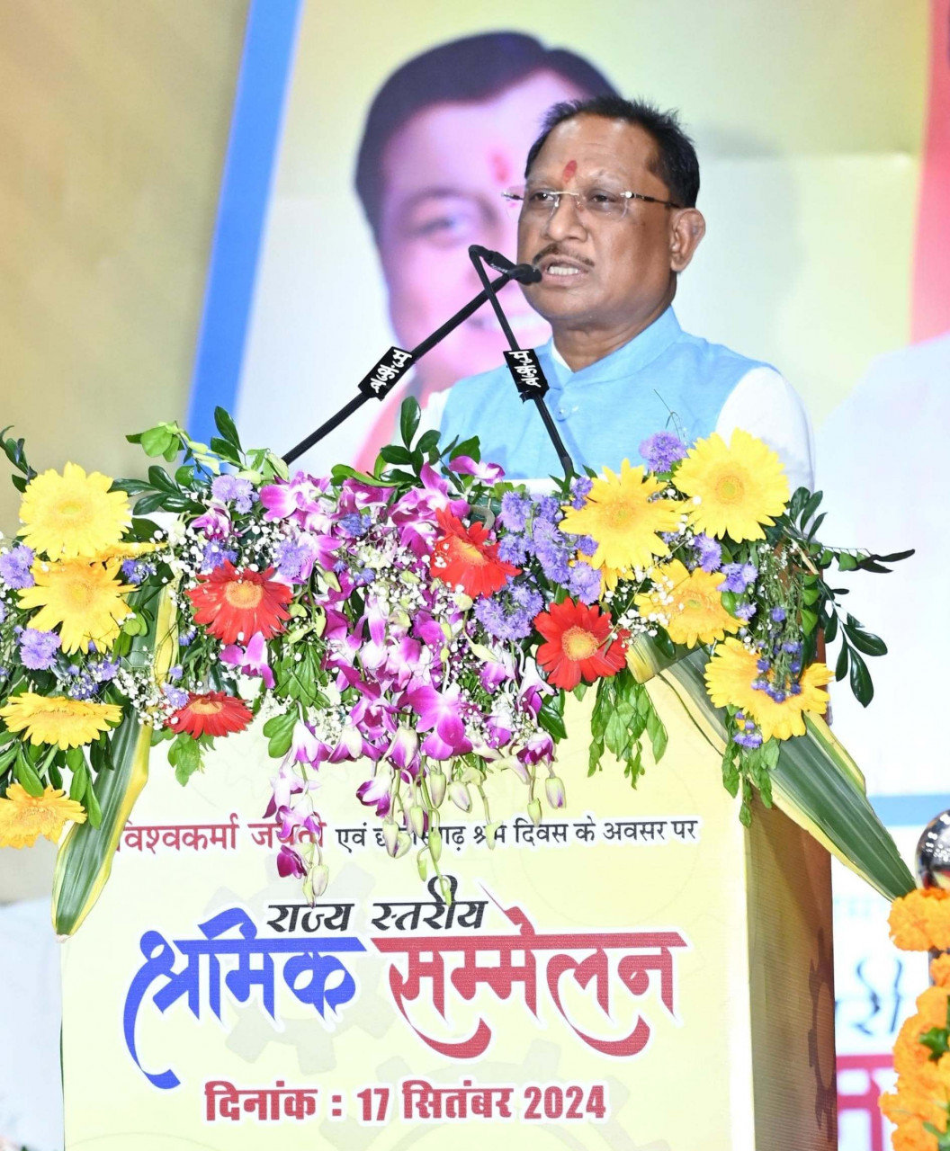 मुख्यमंत्री की बड़ी घोषणा : श्रमवीरों के लिए अन्नपूर्णा दाल भात केन्द्र और बच्चों के लिए उत्कृष्ट शिक्षा योजना होगी प्रारंभ