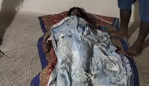 नाबालिग बालिका ने फांसी लगाकर की आत्महत्या,इलाके में फैली सनसनी