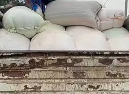 प्रशासन अलर्ट :अवैध भंडारण कर रहे कोचिए,400 बोरा धान जब्त