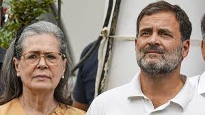  नेशनल हेराल्ड केस मामले में गांधी परिवार की बढ़ी परेशानी, एक शिकायत बन गई कांग्रेस के गले की फांस..