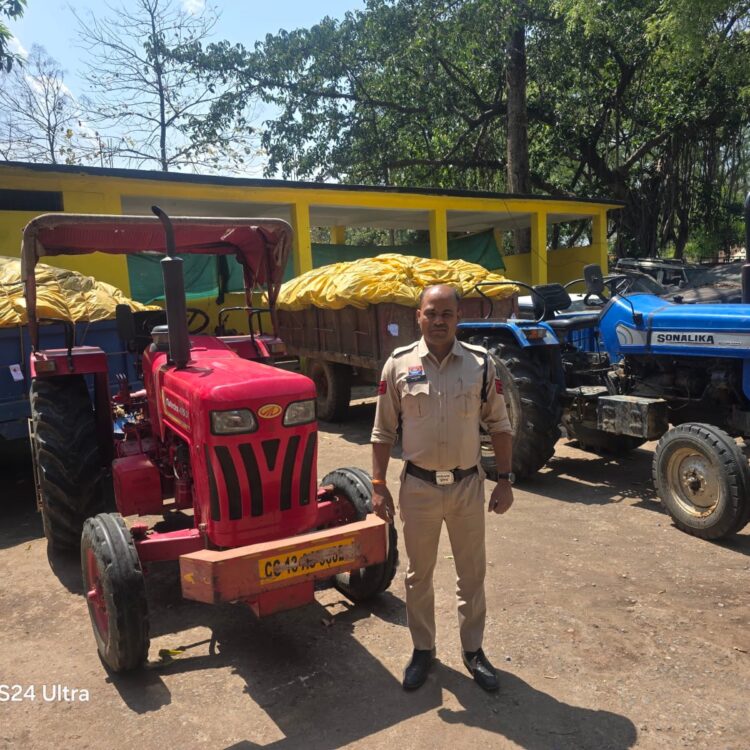 आमाघाट में अवैध अफीम खेती का भंडाफोड़, झारखंड के मार्शल संगा सहित 3 आरोपी गिरफ्तार