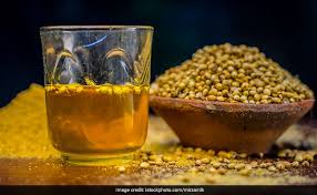 खाली पेट धनिया के पानी से मिलते हैं कमाल के फायदे,जानें सेवन का सही तरीका 