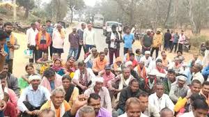  बारदाने की मांग से परेशान हुए किसान, कर दिया हाईवे जाम 