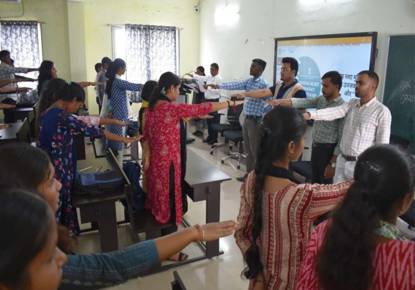 कृषि महाविद्यालय एवं अनुसंधान केंद्र साजा में नशा मुक्त भारत अभियान के अंतर्गत जागरूकता कार्यक्रम का आयोजन 