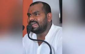 बीजेपी नेता की दबंगई! डॉक्टर को दी जान से मारने की धमकी, केस दर्ज