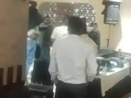 होटल में पार्टी के दौरान दो गुटों में जमकर विवाद,कई लोग घायल  