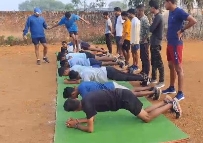 अग्निवीर और सेना में भर्ती के लिए यहां कराई जा रही तैयारी, रिटायर्ड फौजी बता रहे सफलता के गुण