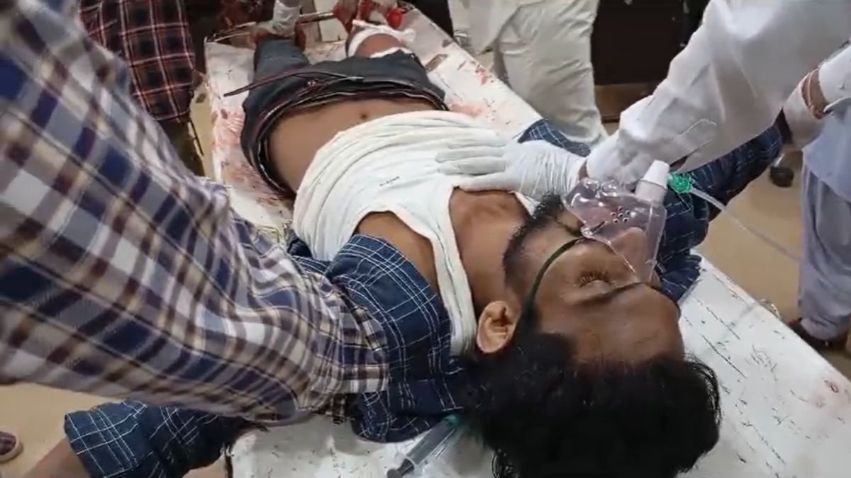फिल्म देखकर लौट रहे युवक पर धारदार हथियार से किया हमला, इलाज के दौरान मौत