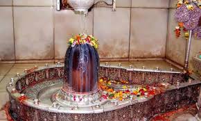 सावन सोमवार में रुद्राभिषेक से बदल सकता है आपका भाग्य, जानिए विधि और महत्व