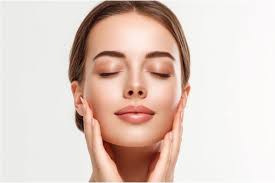 घर पर तैयार करें ये मैजिकल फेसपैक और पायें ग्लोइंग निखरी त्वचा 