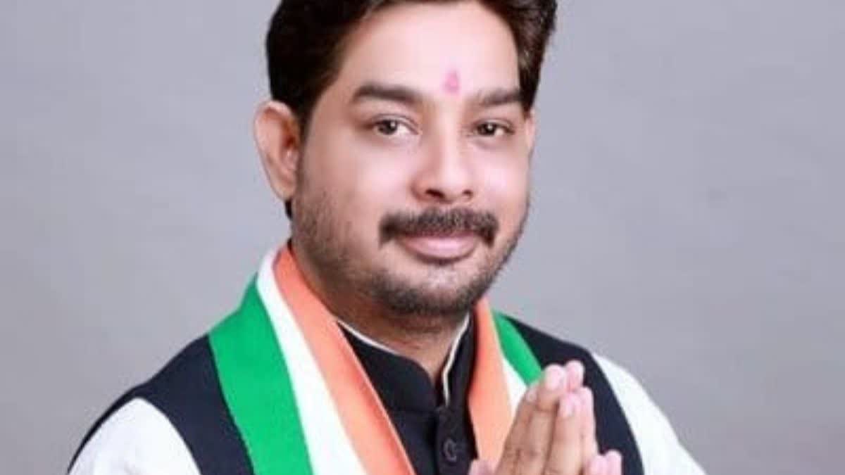 कांग्रेसी विधायक पर चार सौ बीसी का आरोप 