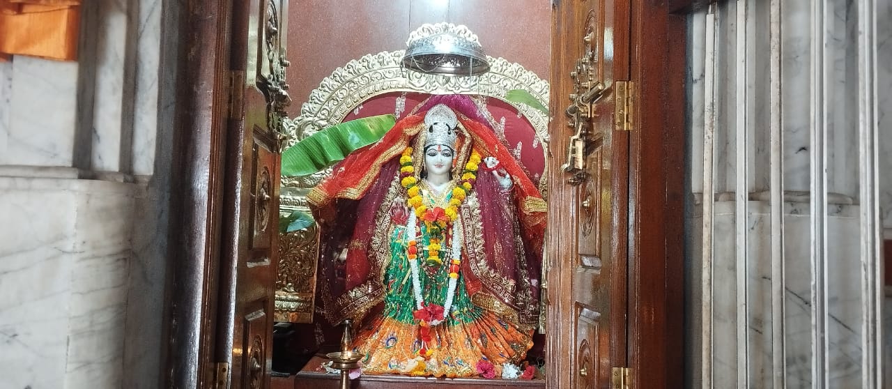 किरन्दुल श्री राघव मंदिर में की गई माँ कात्यायनी देवी की पूजा