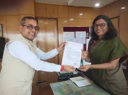 महाकुंभ के लिए चलेगी स्पेशल ट्रेन, जीएम से मिले पूर्व विधायक पांडेय