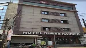  रायपुर के होटल में मिली युवक की लाश फंदे पर लटकी हुई 