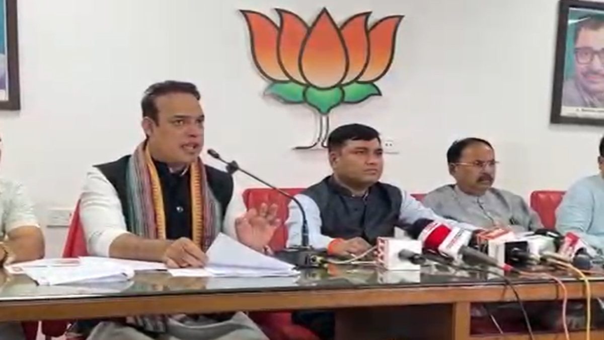 नकटी विवाद पर बीजेपी का पलटवार, कहा- कांग्रेस कर रही सिर्फ -1राजनीतिक पर्यटन-1
