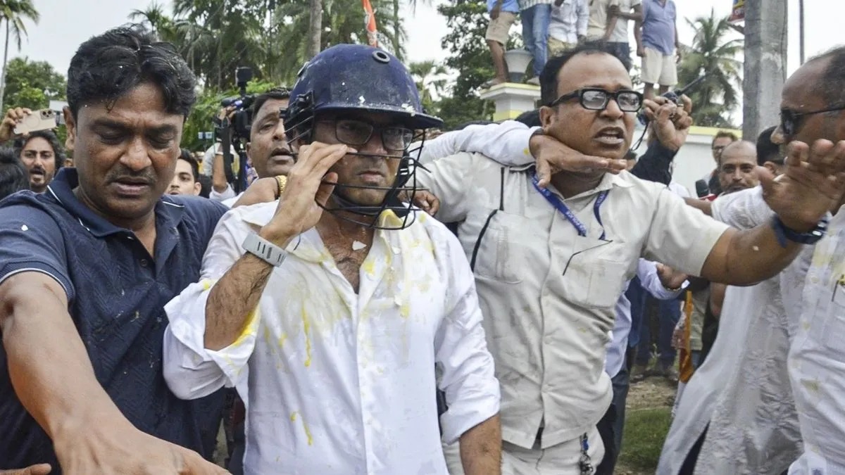 हमला, हंगामा और गिरफ्तारी... अभिषेक बनर्जी केस में पुलिस की बड़ी कार्रवाई, 5 आरोपी गिरफ्तार