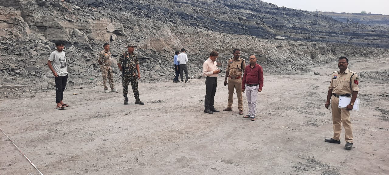 जिंदल पावर प्लांट के गारे पेलमा माइंस में ब्लास्टिंग के दौरान हुई दुर्घटना,एक की मौत...दो घायल 