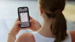 अंधाधुंध सोशल मीडिया इस्तेमाल से घट रही युवाओं की खुशी, रिपोर्ट में भारत की नई रैंकिंग सामने