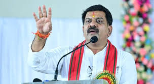  उपमुख्यमंत्री विजय शर्मा ने संपूर्णता अभियान के तहत तीन दिवसीय आकांक्षा हाट मेले का किया शुभारंभ