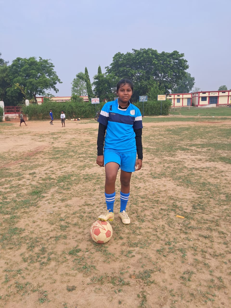 आदिवासी बालिका कु. प्राची पोर्ते का  68वीं राष्ट्रीय स्तरीय फुटबॉल प्रतियोगिता के लिए हुआ चयन 
