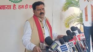  एसआईआर पर गृह मंत्री विजय शर्मा बोले -जो घुसपैठ कर रहे हैं, उनको कान पकड़कर बाहर फेंका जाएगा…