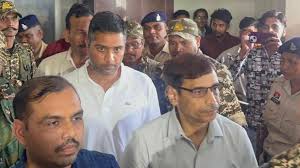 शराब घोटाले में गिरफ्तार चैतन्य बघेल को 14 दिनों की न्यायिक रिमांड पर भेजा गया 