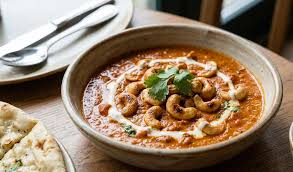 रोजाना के खाने से बोर हो गए हैं तो डिनर में जरुर ट्राई करें ये ढाबा स्टाइल काजू मसाला करी 