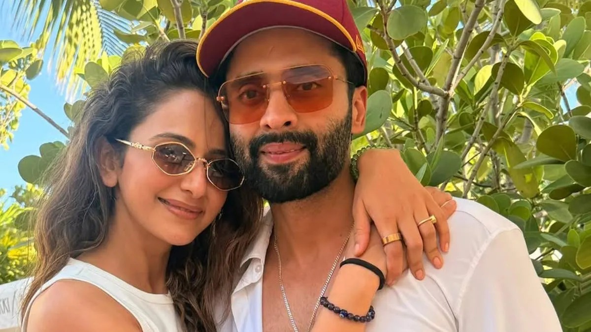 शादी के बाद डेटिंग ऐप पर दिखे जैकी भगनानी? वायरल स्क्रीनशॉट ने मचा दिया बवाल