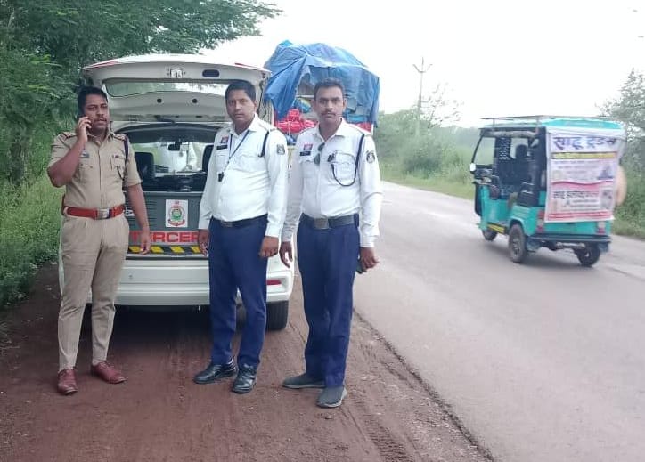  सड़क दुर्घटनाओं की रोकथाम के लिए ट्रैफिक पुलिस की कोशिश लगातार जारी 