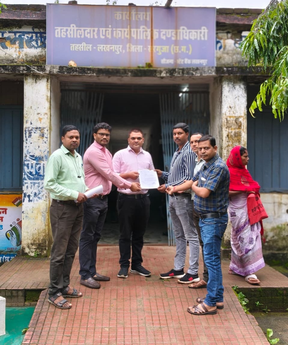 9 सूत्रीय मांगों को लेकर कृषि विभाग के अधिकारी कर्मचारियों ने तहसीलदार को सौंपा ज्ञापन