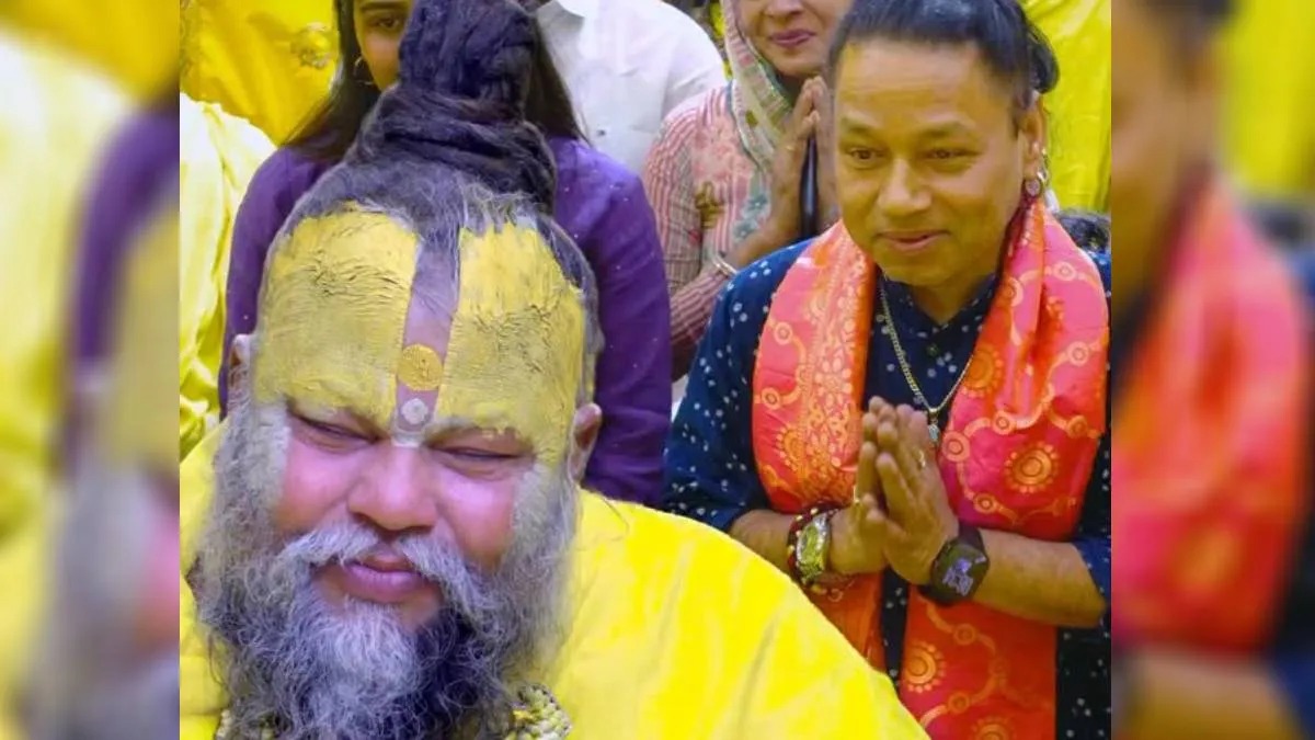 प्रेमानंद महाराज के दरबार में गूंजा ‘बम लहरी’, कैलाश खेर के भजन से भक्तिमय हुआ माहौल
