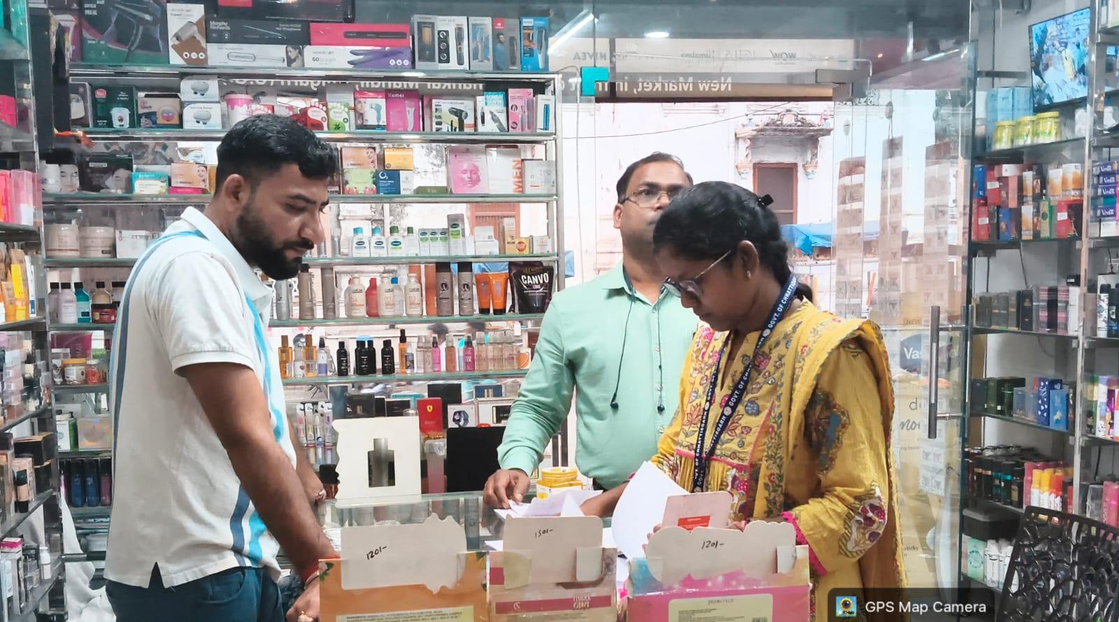 थोक दवा दुकानों पर कार्रवाई, 2 दवाओं के लिए गए नमूने, क्रय-विक्रय से जुड़े दस्तावेज प्रस्तुत करने के निर्देश 