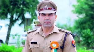 कौन है संभल के डिप्टी SP अनुज चौधरी ? हम मरने के लिए भर्ती नहीं हुए…