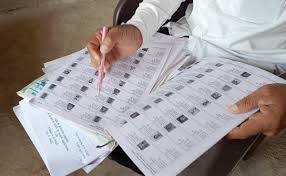 बंगाल के 10 जिलों की बदल सकती है मतदाता सूची,कट सकते हैं इतने नाम