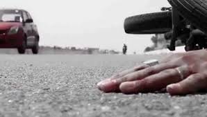  स्कूटर सवार युवकों को अज्ञात वाहन ने रौंदा,1 युवक की मौत, दूसरा गंभीर...